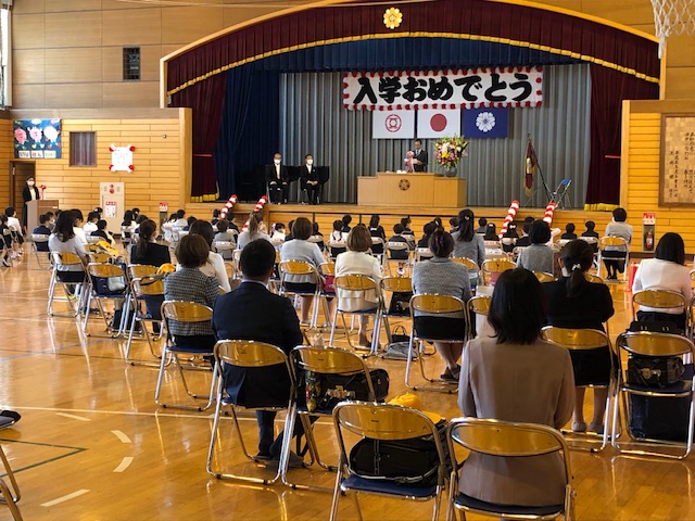 花の木小学校入学式