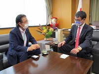 河野太郎衆議院議員と面会