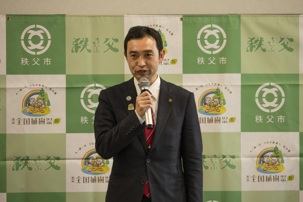 記者会会見