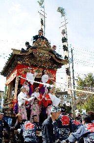 恒持祭屋台・笠鉾　３基　中山田屋台